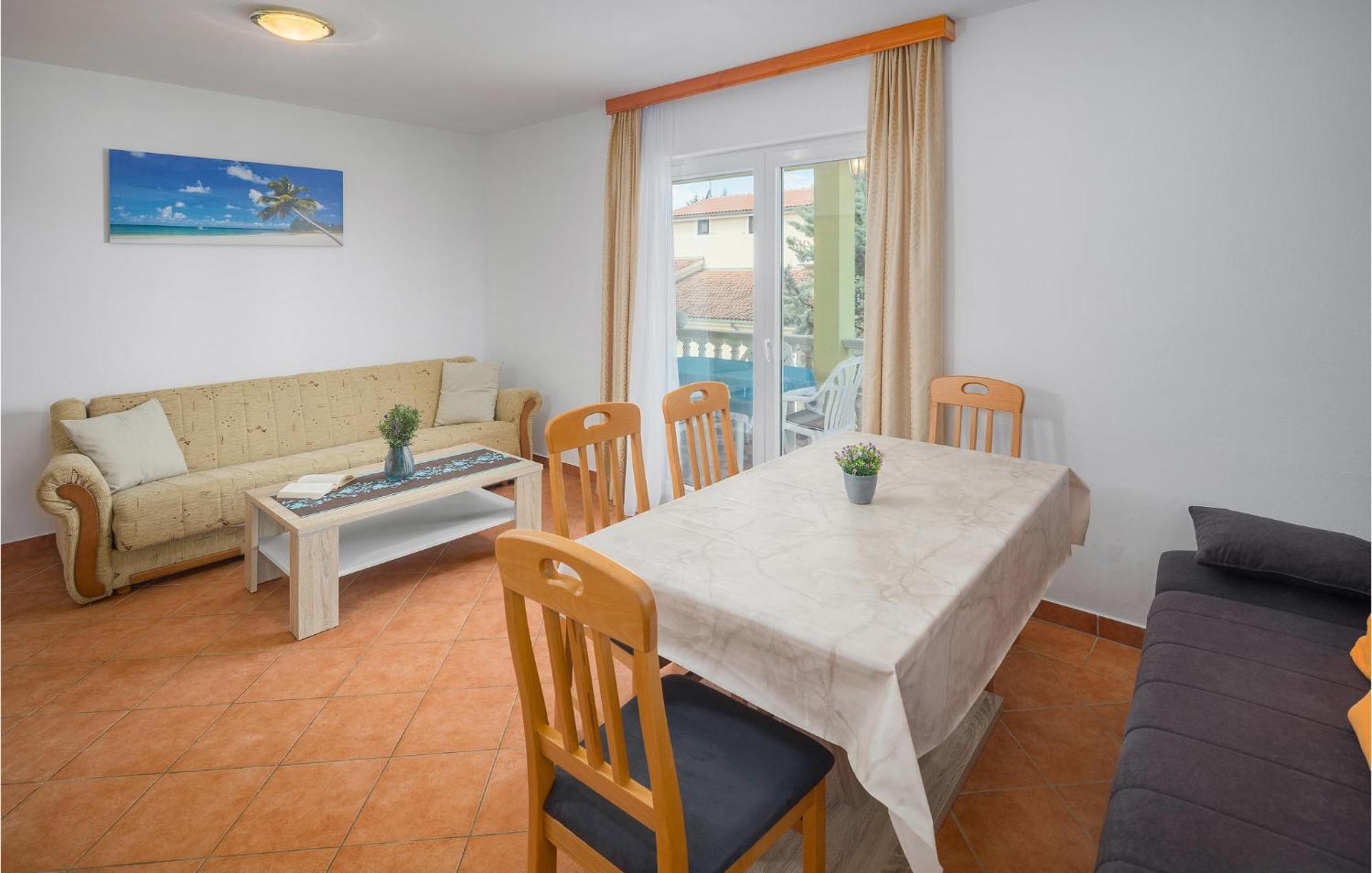 1 Bedroom Beautiful Apartment In Poreč Buitenkant foto